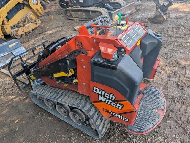 Image of Ditch Witch SK1050 equipment image 1