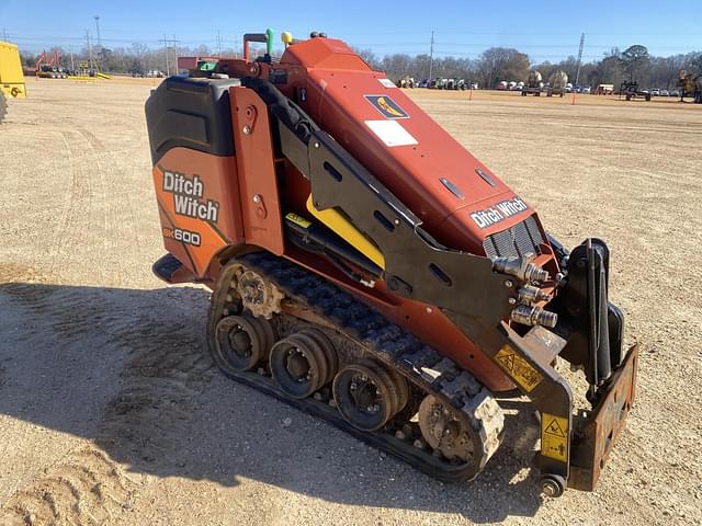 Image of Ditch Witch SK600 equipment image 3