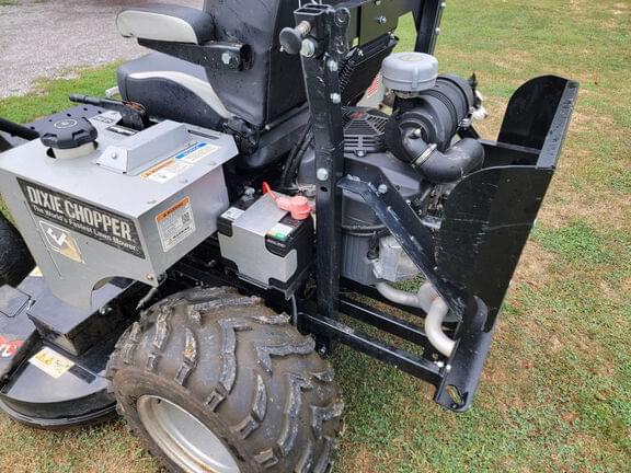 Image of Dixie Chopper XCaliber 3366 equipment image 4
