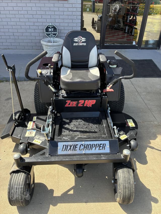 Image of Dixie Chopper Zee 2 equipment image 1