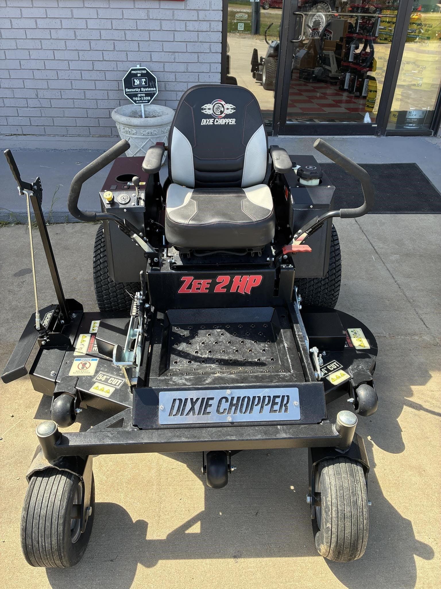 2023 Dixie Chopper ZEE2 Equipment Image0