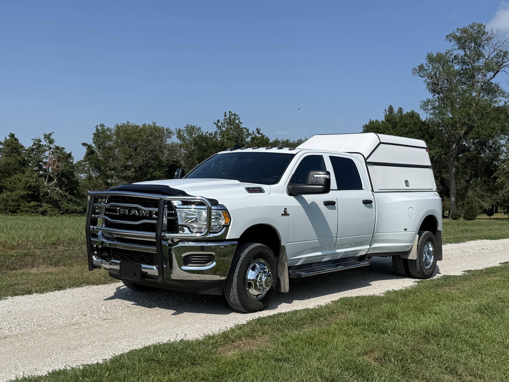 2023 Dodge Ram 3500 Equipment Image0