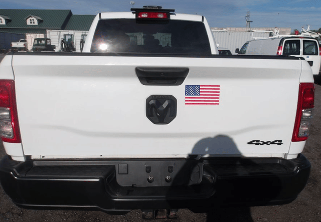 Image of Dodge Ram 2500HD equipment image 3