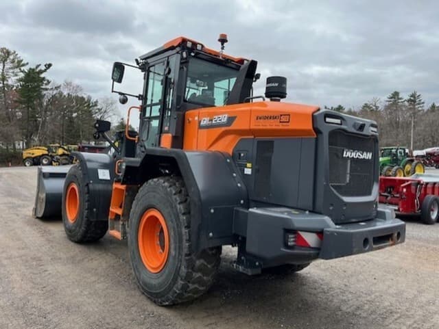 Image of  Doosan DL220-7 equipment image 4