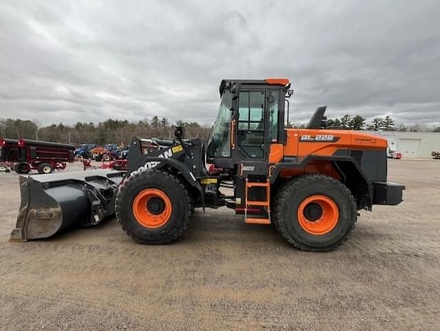 Image of  Doosan DL220-7 equipment image 1