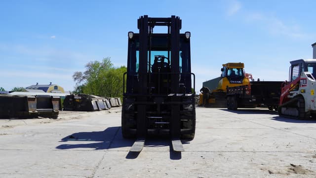 Image of Doosan G45S-7 equipment image 2