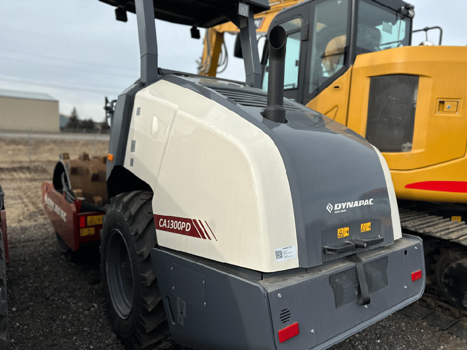 2023 DYNAPAC  CA1300PD  Equipment Image0