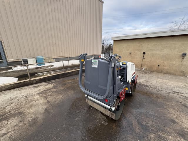 Image of DYNAPAC CC950  equipment image 3