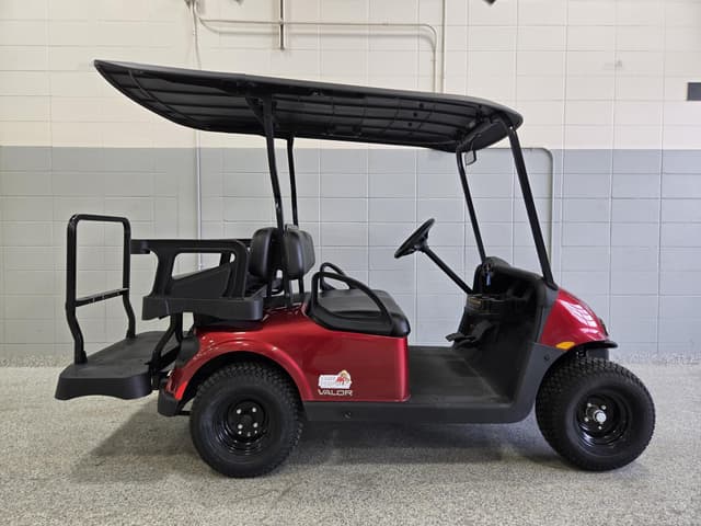 Image of EZ-GO Valor equipment image 4