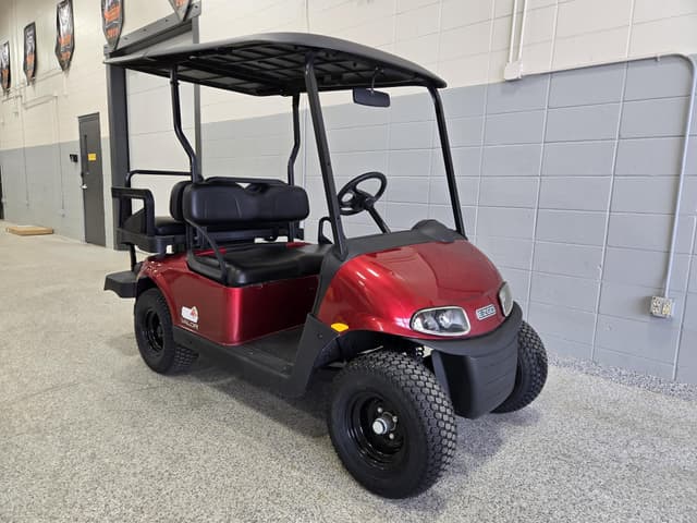 Image of EZ-GO Valor equipment image 3