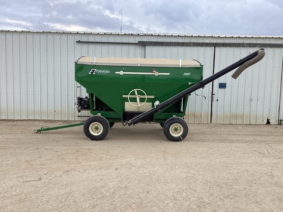 Main image E-Z Trail 3400