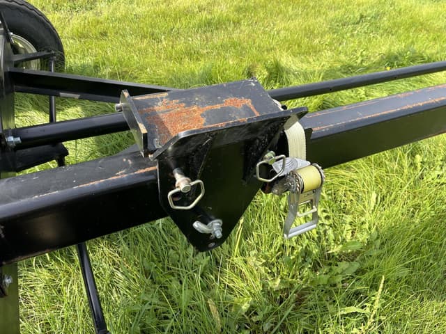 Image of E-Z Trail 880 equipment image 4