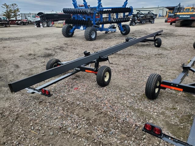 Image of E-Z Trail 880 equipment image 4