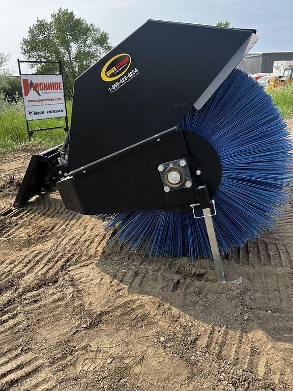 Image of Erskine 86" hydraulic angle broom Image 1