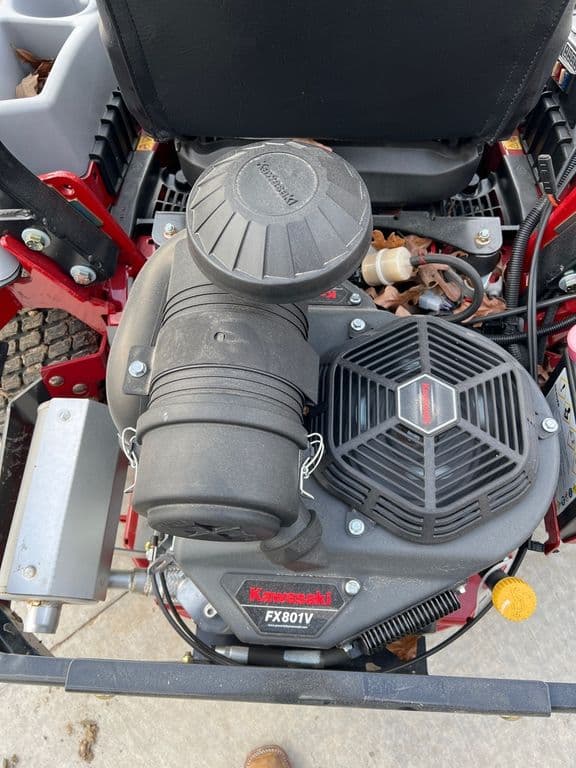 Image of Exmark Lazer Z X-Series equipment image 4