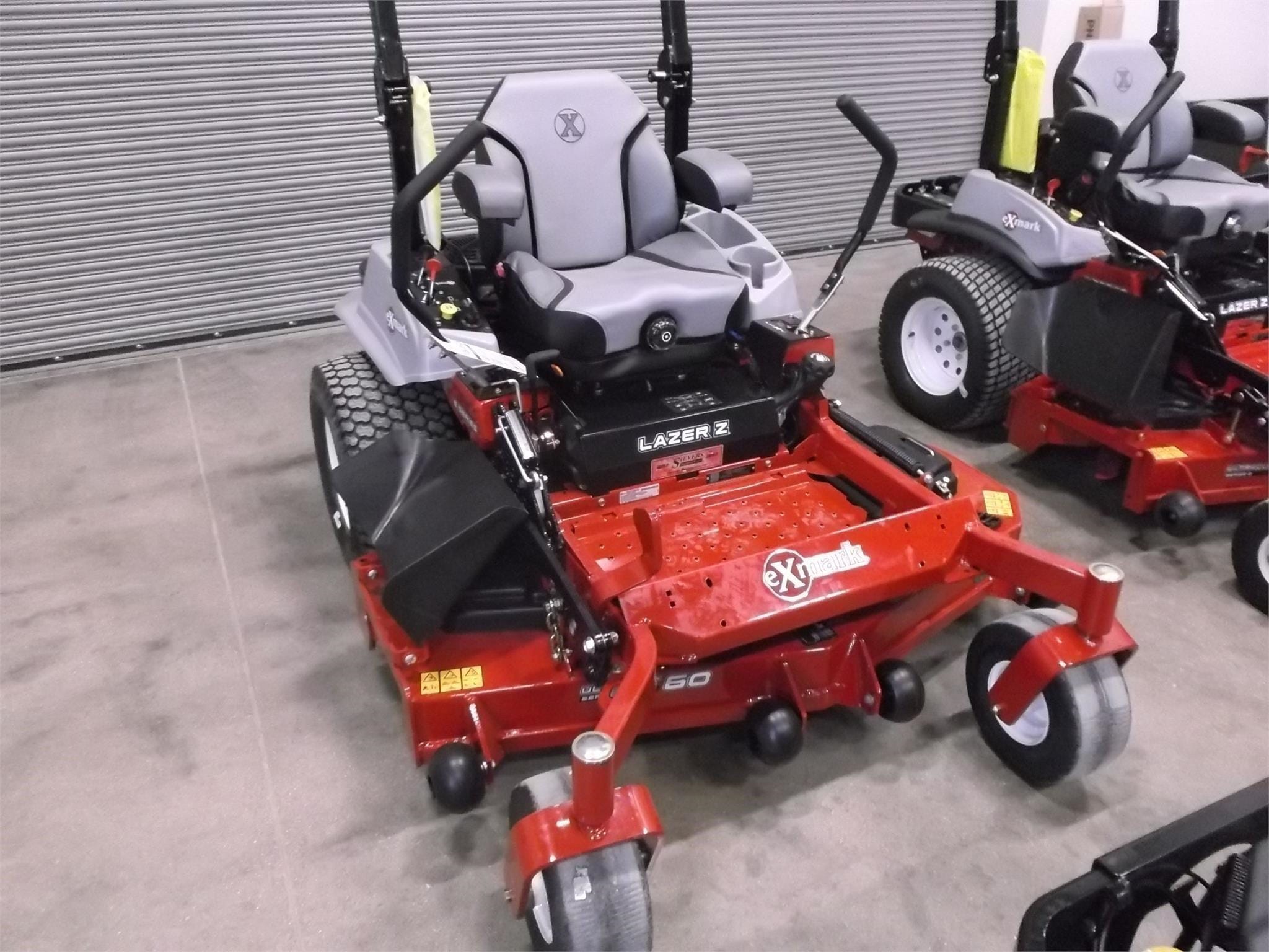 2023 Exmark Lazer Z Equipment Image0