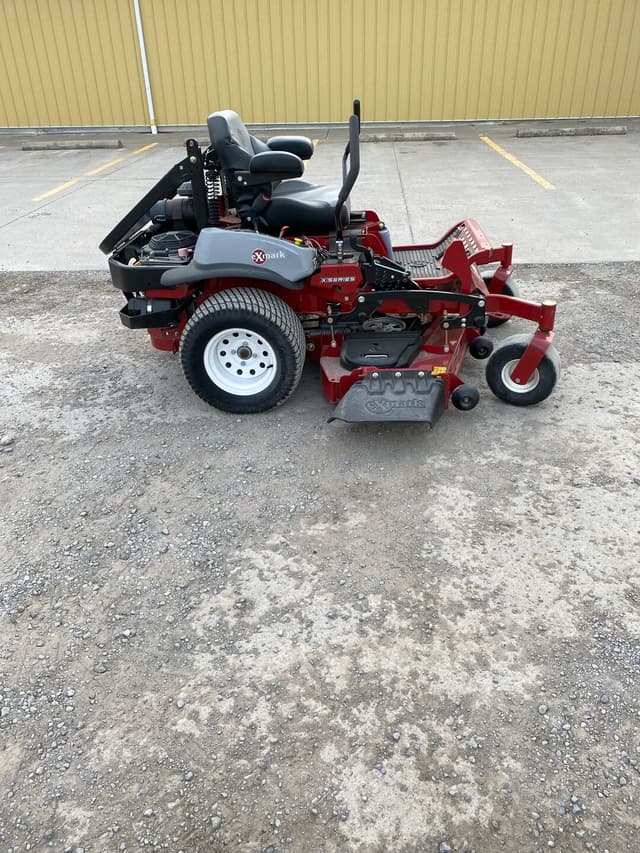 Image of Exmark LZX801CKA606C1 equipment image 1