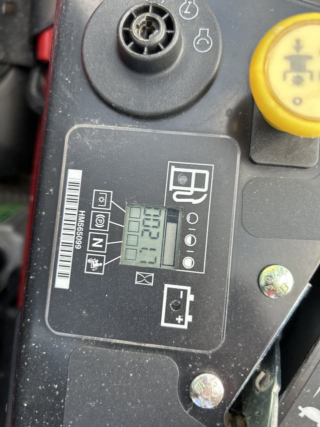 Image of Exmark LZX801CKA606C1 equipment image 2