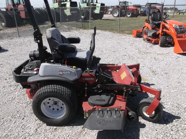 Image of Exmark Lazer Z equipment image 2