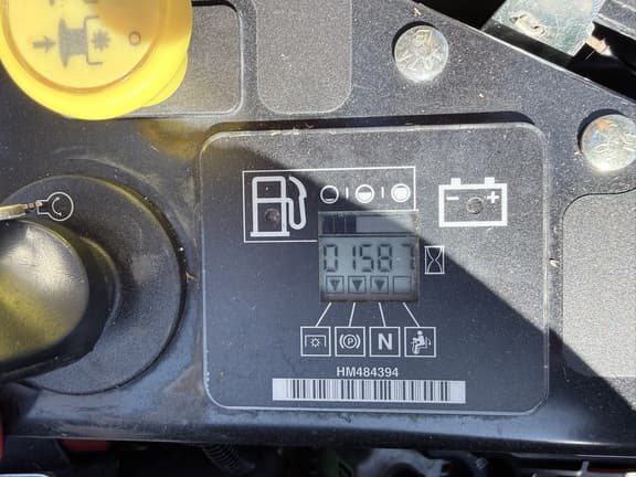 Image of Exmark Lazer Z equipment image 4