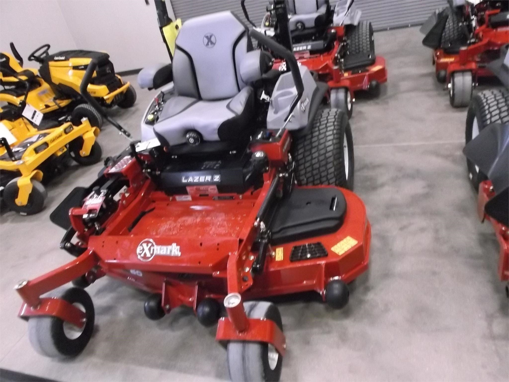 2023 Exmark Lazer Z Equipment Image0