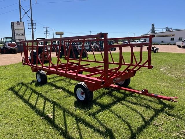 Image of E-Z Trail Bale Basket equipment image 1