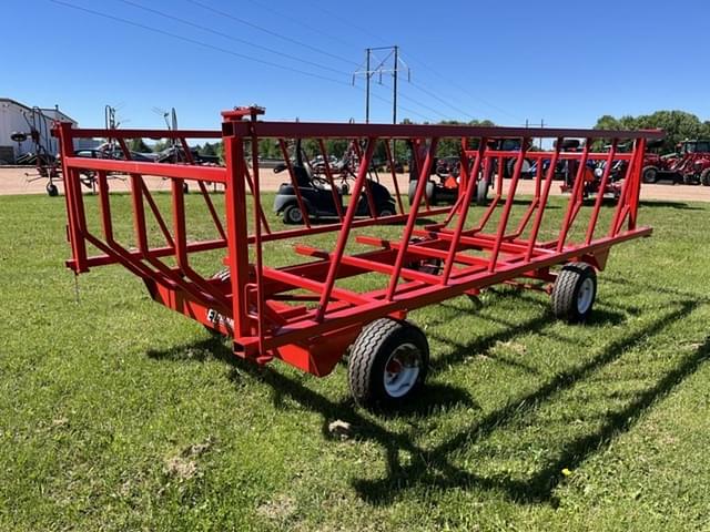 Image of E-Z Trail Bale Basket equipment image 3