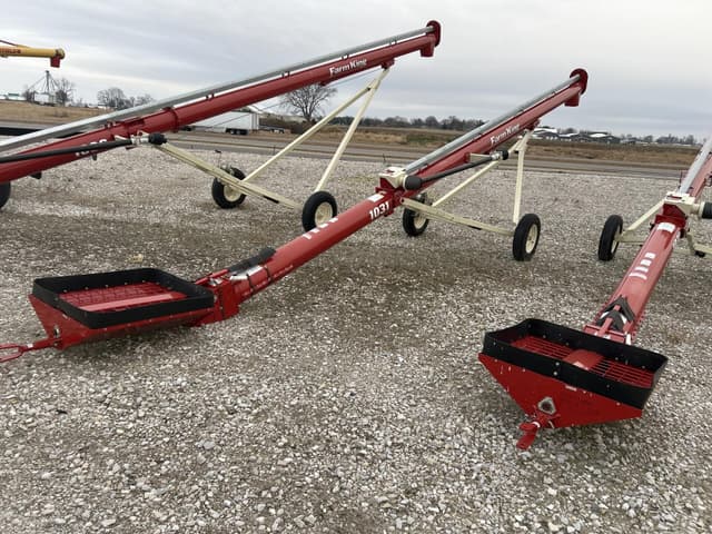Image of Farm King 1031 equipment image 2