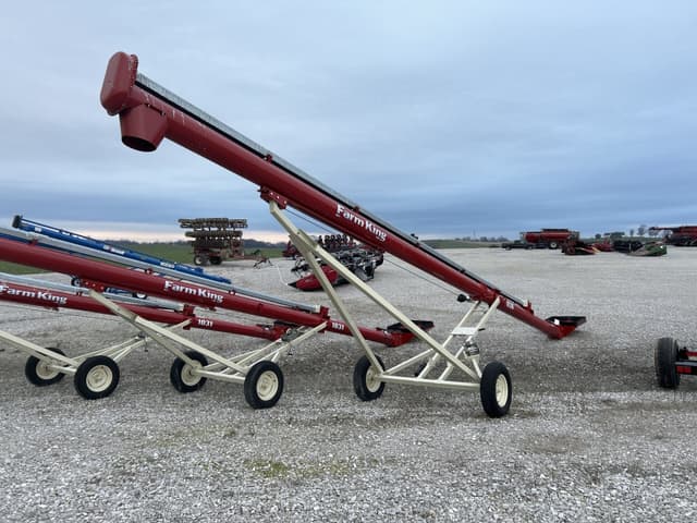 Image of Farm King 1036 equipment image 2