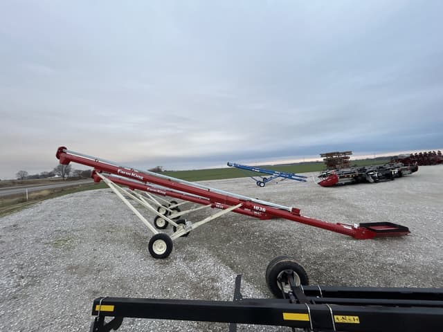 Image of Farm King 1036 equipment image 1