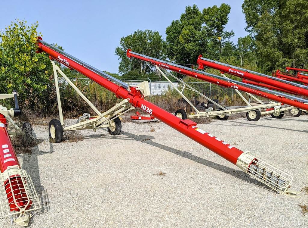 2024 Farm King 1036 Equipment Image0