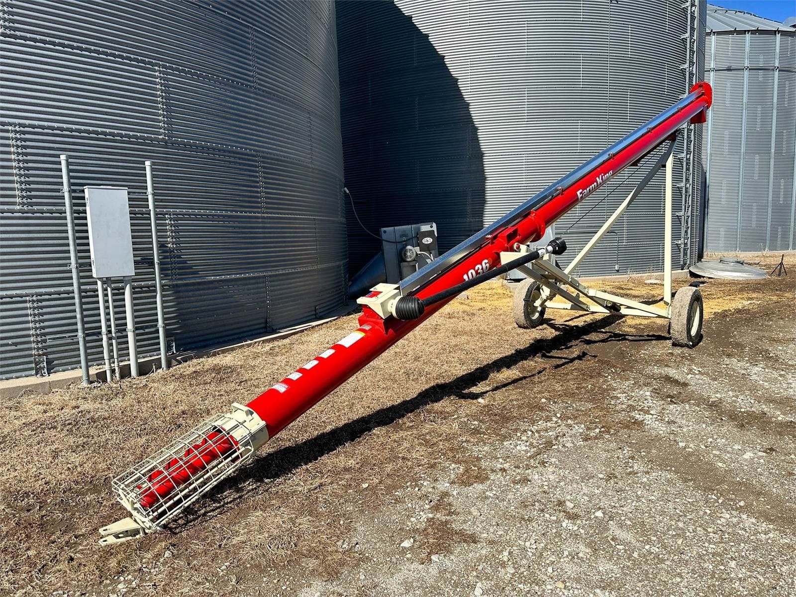 2024 Farm King 1036 Equipment Image0