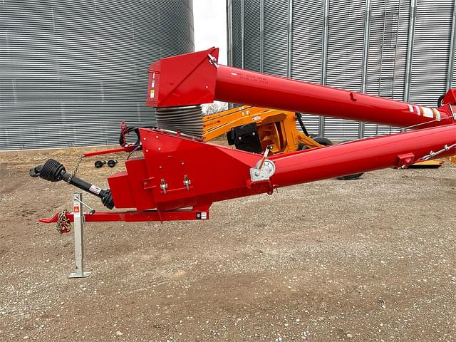 Image of Farm King 1370 equipment image 1