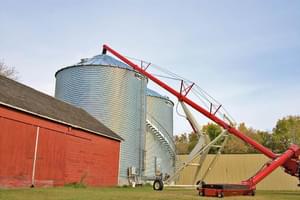 2023 Farm King 1370 Image