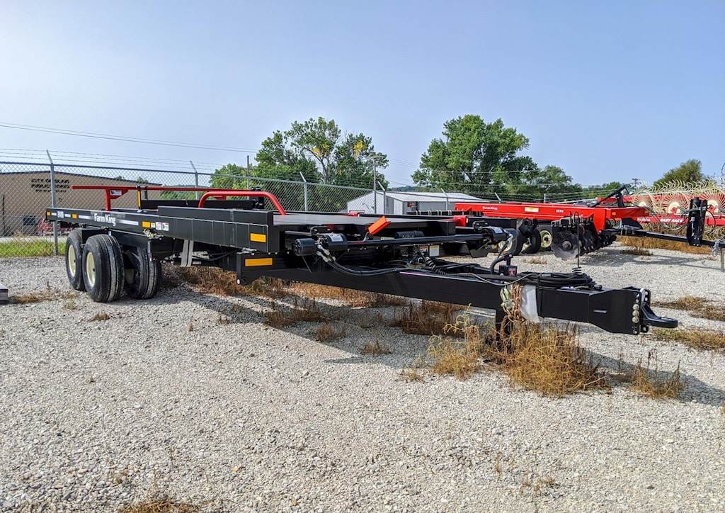 2024 Farm King 2400 Equipment Image0