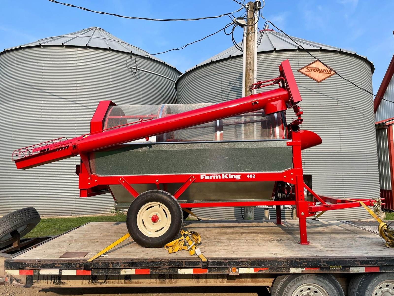 2024 Farm King Y482 Equipment Image0