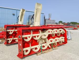 2023 Farm King Y960Q Image