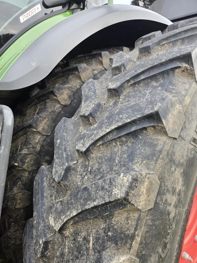 Image of Fendt 1042 Vario equipment image 4