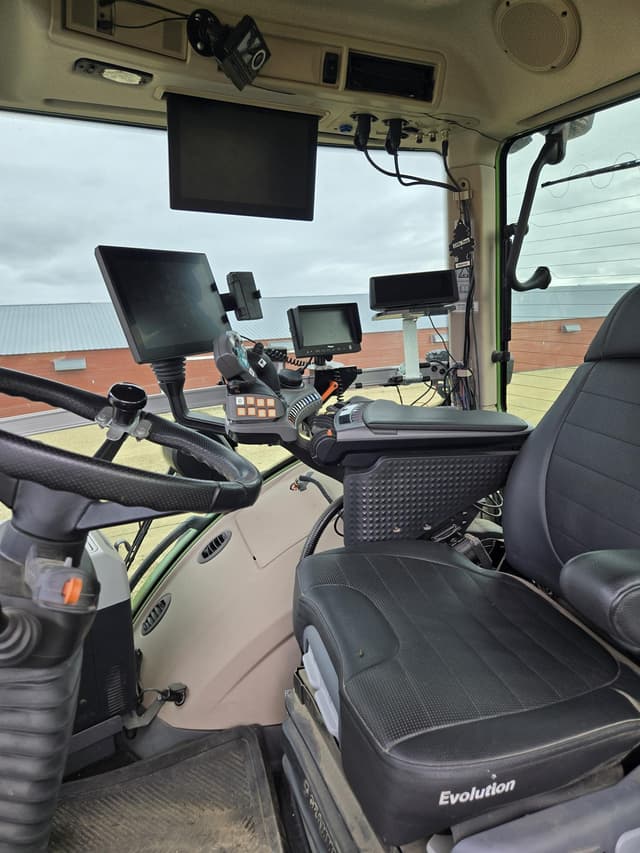 Image of Fendt 1042 Vario equipment image 2