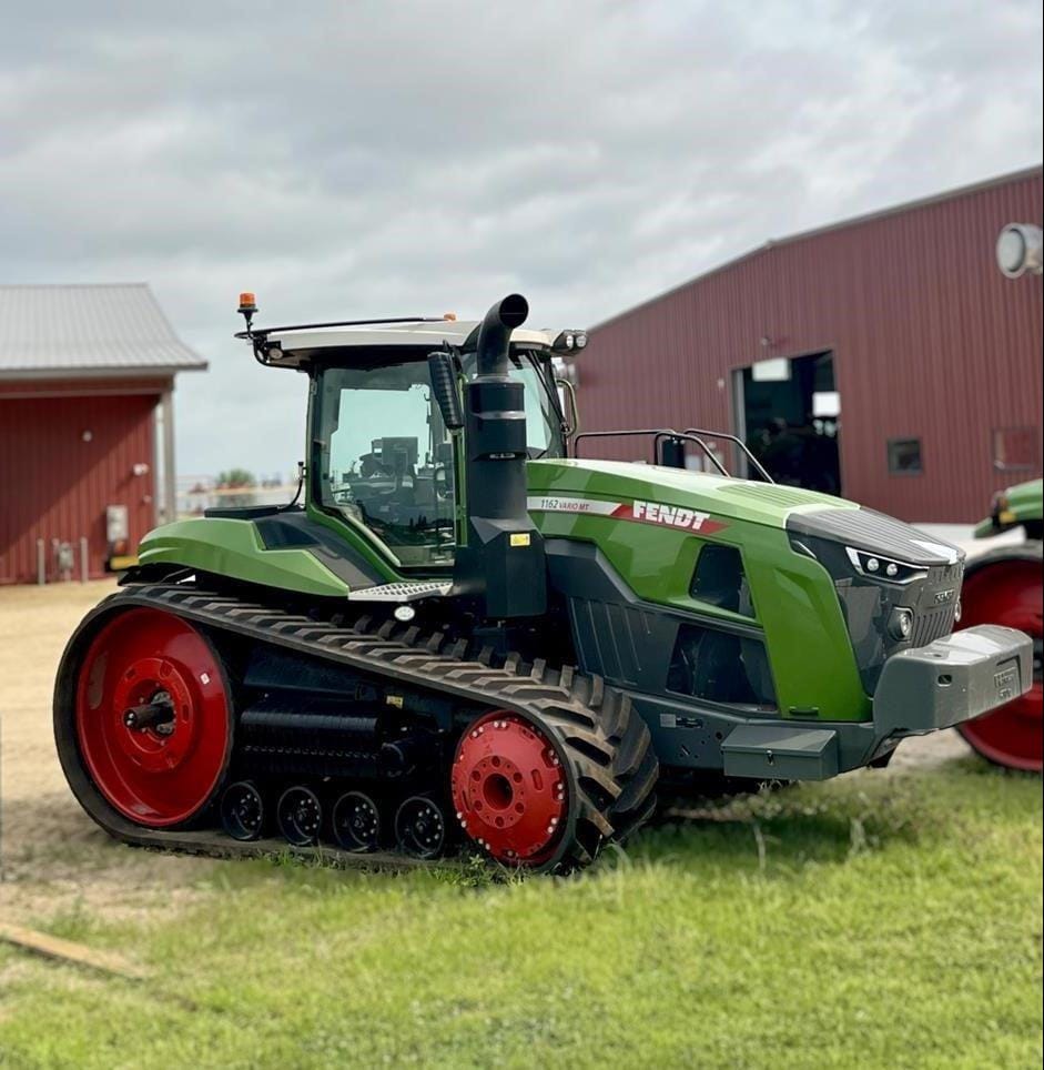 2023 Fendt 1162 Vario MT Equipment Image0