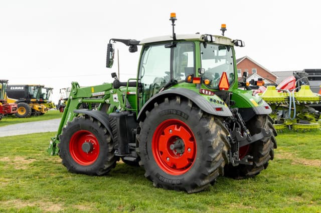 Image of Fendt 516 Vario equipment image 2