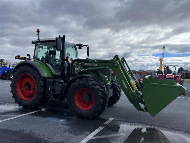Image of Fendt 718 Vario equipment image 2
