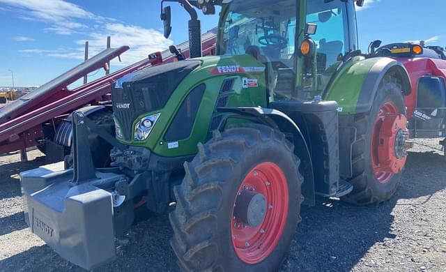 Image of Fendt 718 Vario equipment image 2