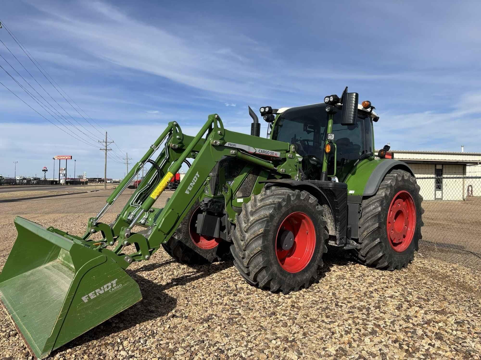 2023 Fendt 722 Vario Equipment Image0