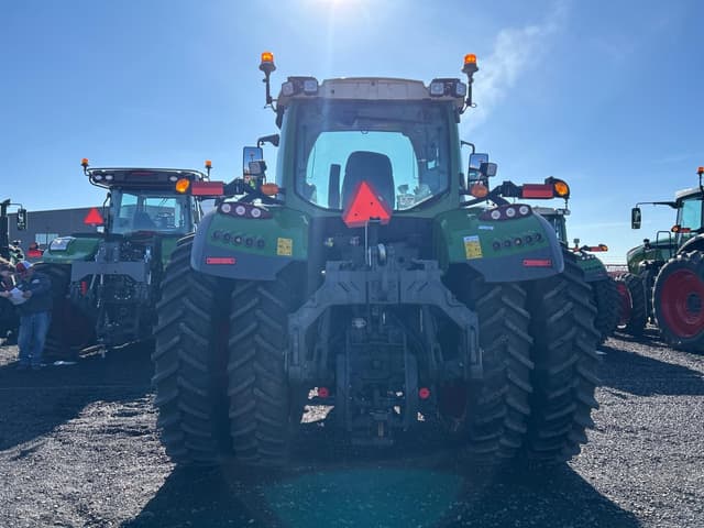 Image of Fendt 724 Vario equipment image 4