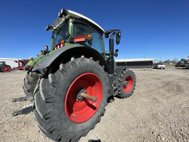 Image of Fendt 724 Vario equipment image 4