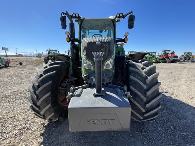 Image of Fendt 724 Vario equipment image 1