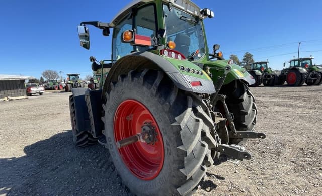 Image of Fendt 724 Vario equipment image 3