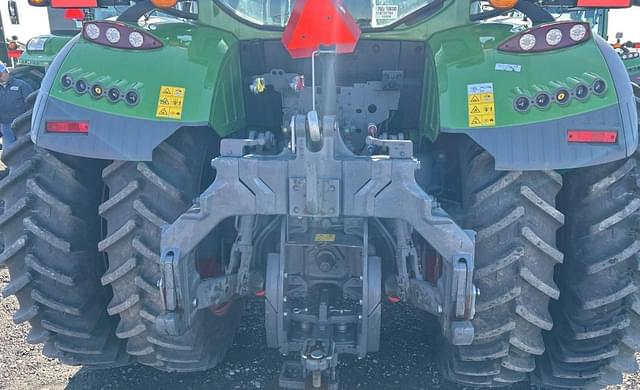 Image of Fendt 724 Vario equipment image 4