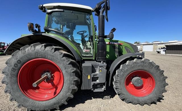 Image of Fendt 724 Vario equipment image 4